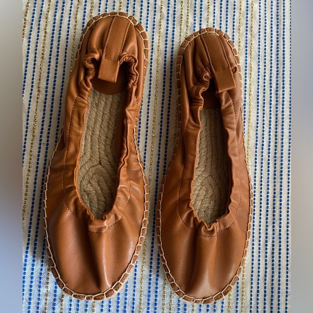 Saks fifth Avenue Shoes Womens size 6  Espadrille Brown Leather Flat NEW